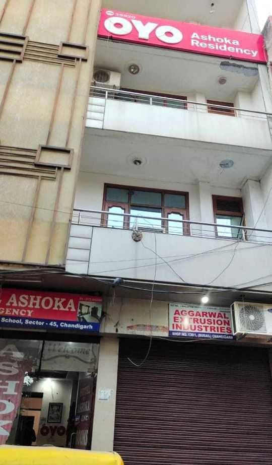 Hotel O Ashoka Residency Chandīgarh Esterno foto