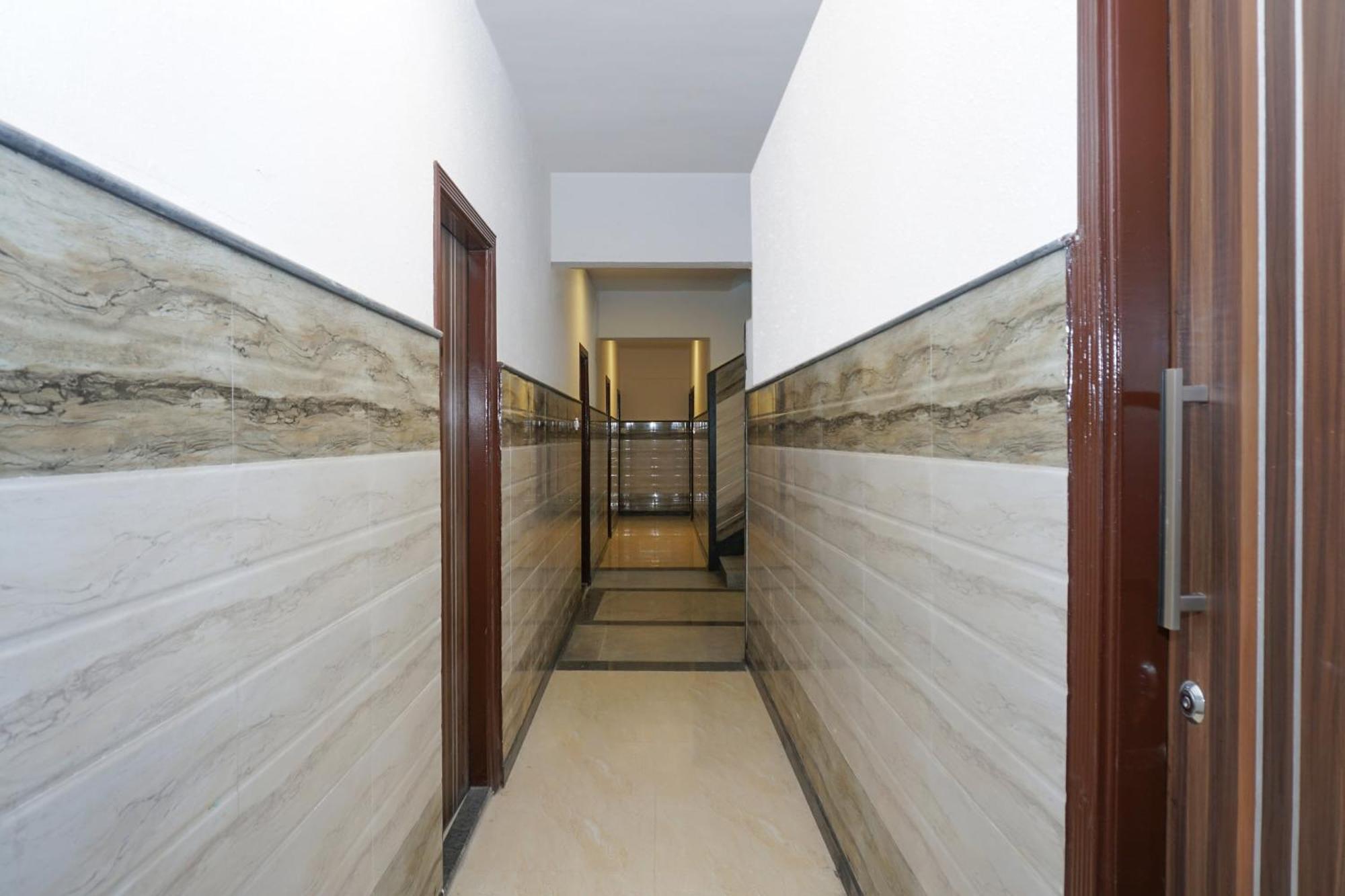 Hotel O Ashoka Residency Chandīgarh Esterno foto