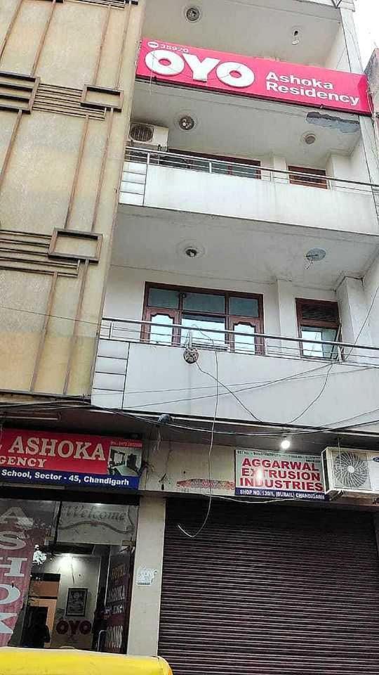 Hotel O Ashoka Residency Chandīgarh Esterno foto